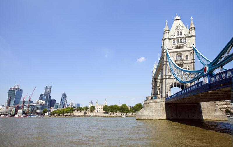 Лондон се толико дрогира да рибе у Темзи “вилене” од кокаина