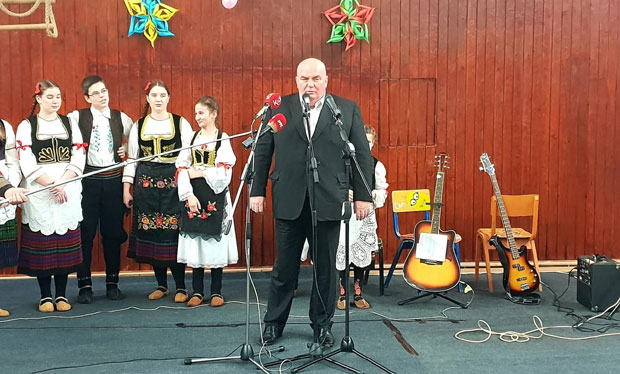 Палма: Максимално улажемо у децу и младе