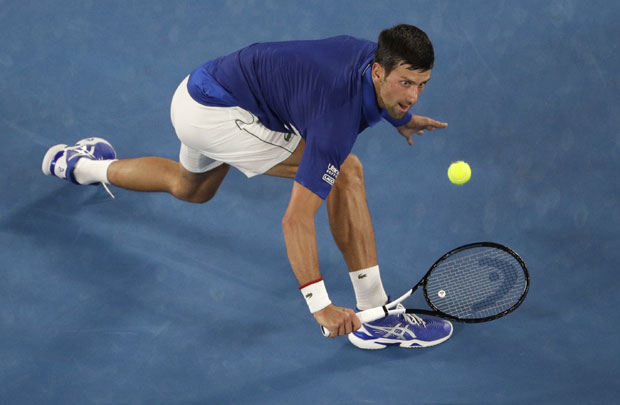 ПУТ ЛАКШИ, БОРБА СВЕ ТЕЖА: Ђоковић уз доста муке савладао Медведева и прошао у четвртфинале АО