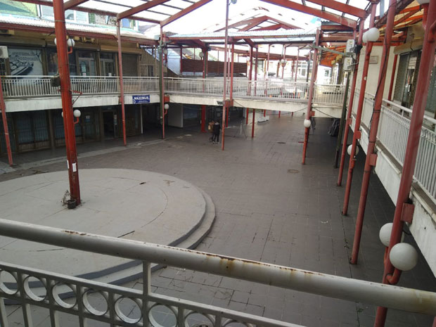 Руше локале ТЦ Станком?