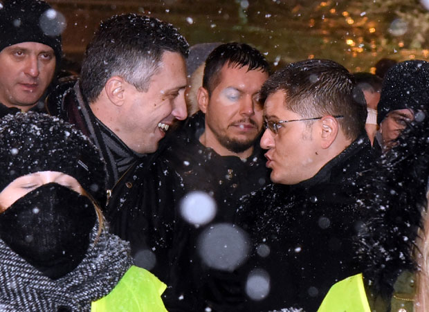 РАЗДОР ЗБОГ БОЈКОТА: Поделе у опозицији око могућег превременог изласка на биралишта