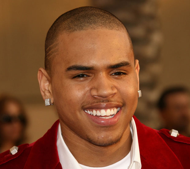 Крис Браун ухапшен због наводног силовања