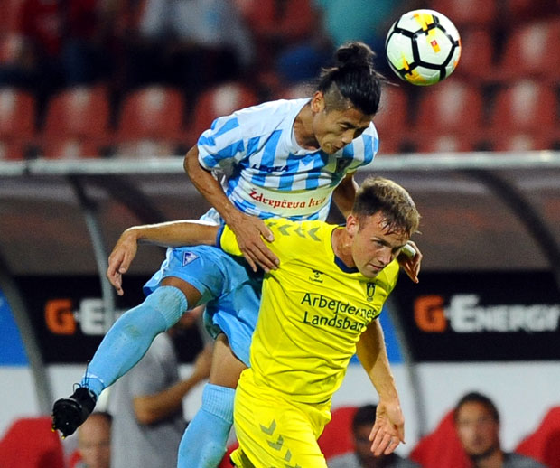 Шимура се вратио у Јапан