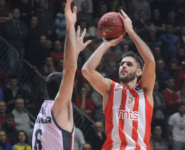 ДРАМА СА ТУЖНИМ КРАЈЕМ: Звезда у неизвесној завршници поражена од Валенсије