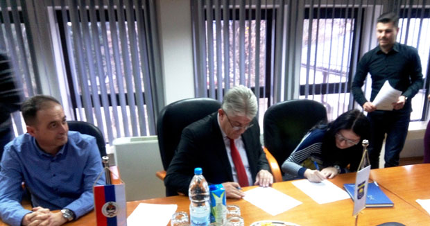 ОДОБРЕНО 68 СТИПЕНДИЈА: Пoтписани нoви угoвoри са високошколцима у Moдричи
