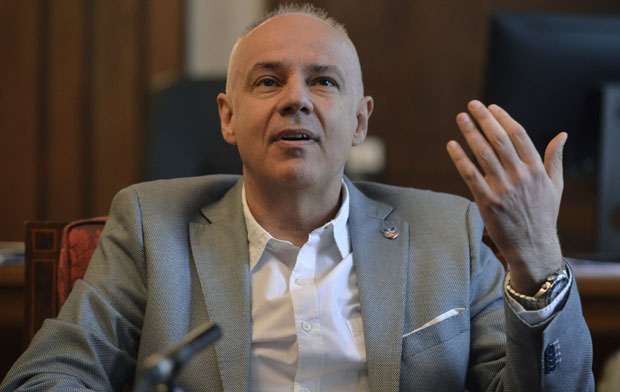 Градоначелник Радојичић осудио нападе на Ирену Вујовић