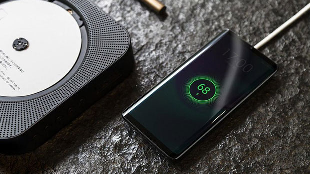 Meizu креирао паметни телефон без иједног улаза