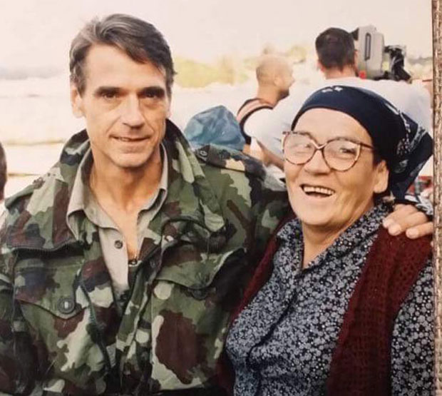 СРПСКА ГЛУМИЦА СНИМАЛА СА СВЕТСКИМ ЗВЕЗДАМА: Џеремија Ајронса сам звала Јеремија