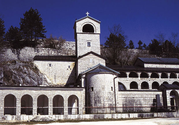Митрополија: Црквена имовина у Црној Гори није била државна до 1918.