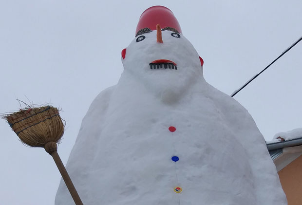Снешко Белић од три и по метра (ФОТО)