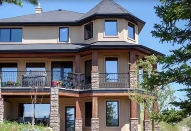 Кућу вредну 1,7 милиона продаје за само 25 долара - зашто?