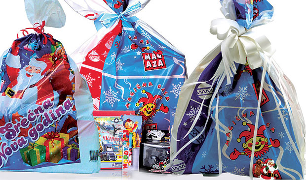 САДРЖЕ ПРОИЗВОДЕ ИЗ СРБИЈЕ: Косовска полиција запленила светосавске пакетиће за децу