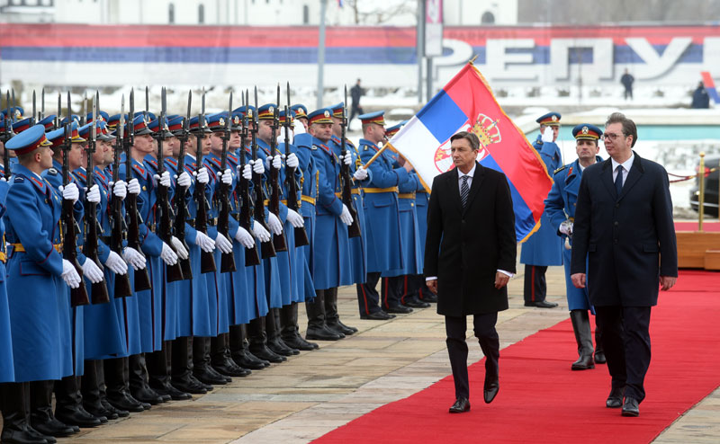 Опрезно са корекцијом граница