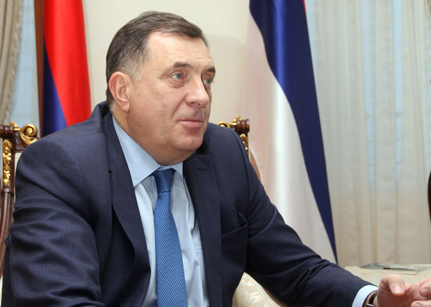 Додик позвао Вучића у званичну посету БиХ