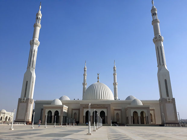 “МЕТРОПОЛА НОВИ КАИРО”: Египат гради нову престоницу!