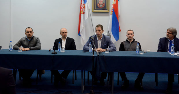 Ђурић са представницима Срба на КиМ: Сложно и јединствено до повољног решења
