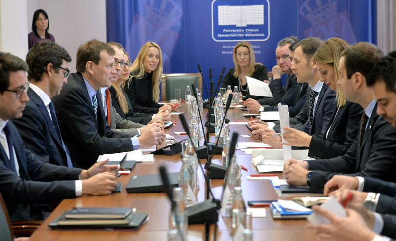 ММФ: Јавни сектор мора боље у 2019.