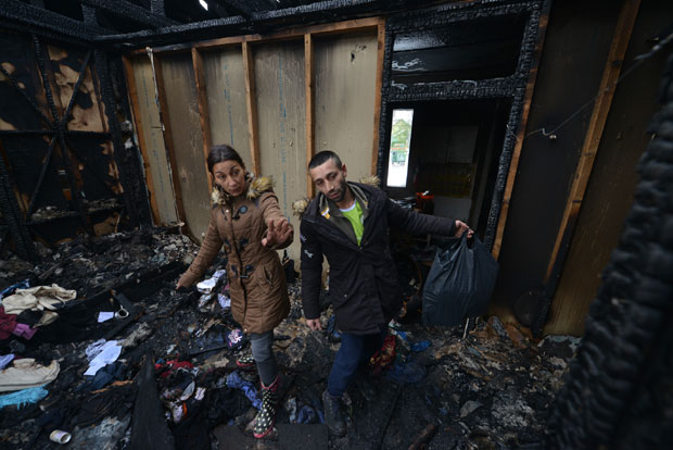 ВАТРА ИМ УНИШТИЛА СВЕ ШТО СУ ИМАЛИ: Седмочланој породици из Новог Сада потребна помоћ