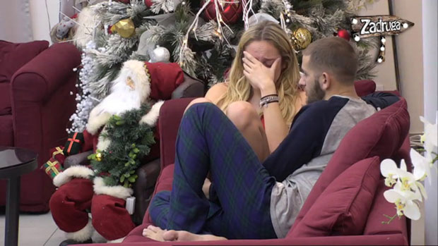 Након свађе са Марком, Луна се гушила у сузама, задругари је тешили!