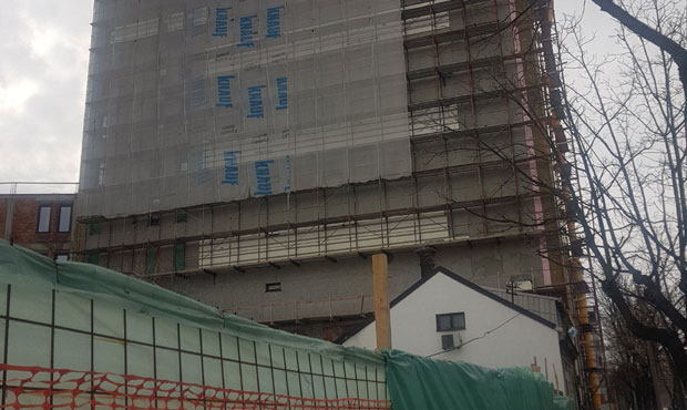 Истрага не омета радове