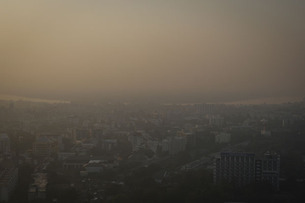 У Бангкоку затворено више од 400 школа због загађења ваздуха