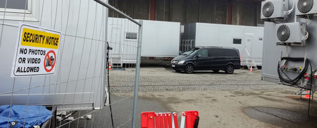 НОВОСТИ ЗА ПЕТАМА ЗВЕЗДИ: Џони Деп иза седам брава