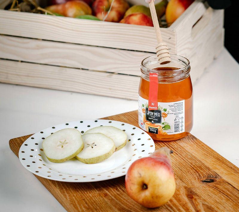 ДЕЦА ПРАВИЛА ЗДРАВИЈУ УЖИНУ ОД ЈАБУКА И КРУШАКА: Како да најмлађима приближимо воћну ужину