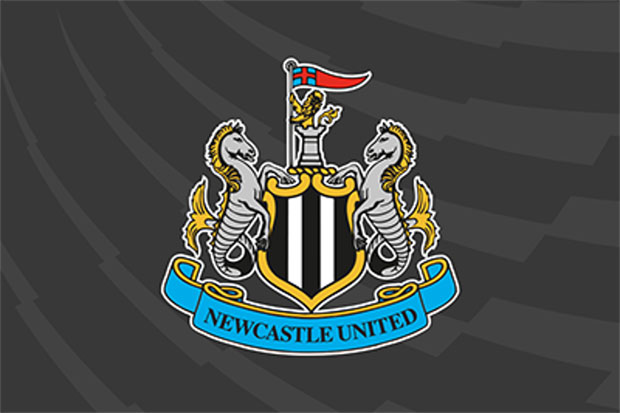 Алмирон потписао за Њукасл, најскупљи трансфер у историји