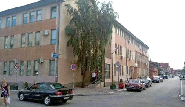 ИНЦИДЕНТ У АЛЕКСИНАЧКОМ ДОМУ ЗДРАВЉА: Због гужве претио бомбом