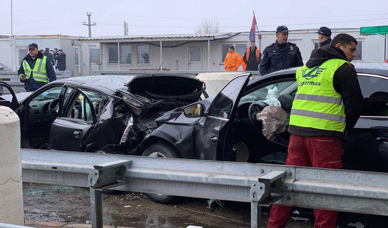 Коридори Србије демантују медије: Ниједан наш аутомобил нема ротацију и блинкере