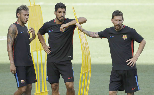 Суарез: Нејмар увек добродошао у Барселону 