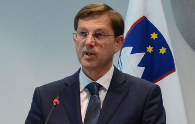  Церар: Не треба журити са посетом Загребу