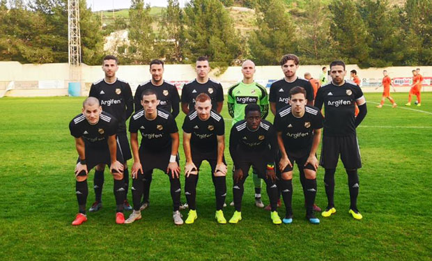 Без голова у дуелу Чукаричког и Урала