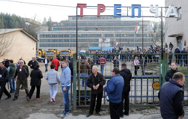 Ђурић: Последице исте као у случају такси; Ракић: Остаће мртво слово на папиру