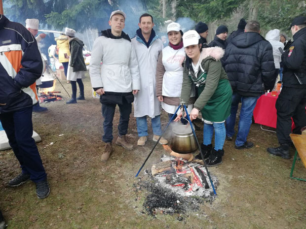 Надметање и у кувању