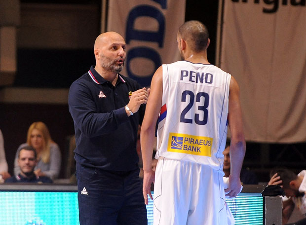 СРБИЈА БЕЗ ПЕНА: Плејмејкер Албе оперисао колено због чега пропушта остатак сезоне