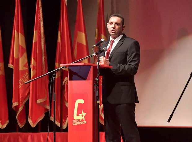 Вулин: Подршка Вучићу и позив за ванредне изборе