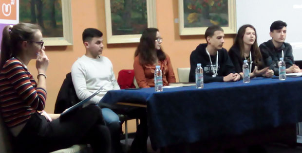 УПОРНИ СРЕДЊОШКОЛЦИ: Сматрају их сектом, а они се боре против стереотипа