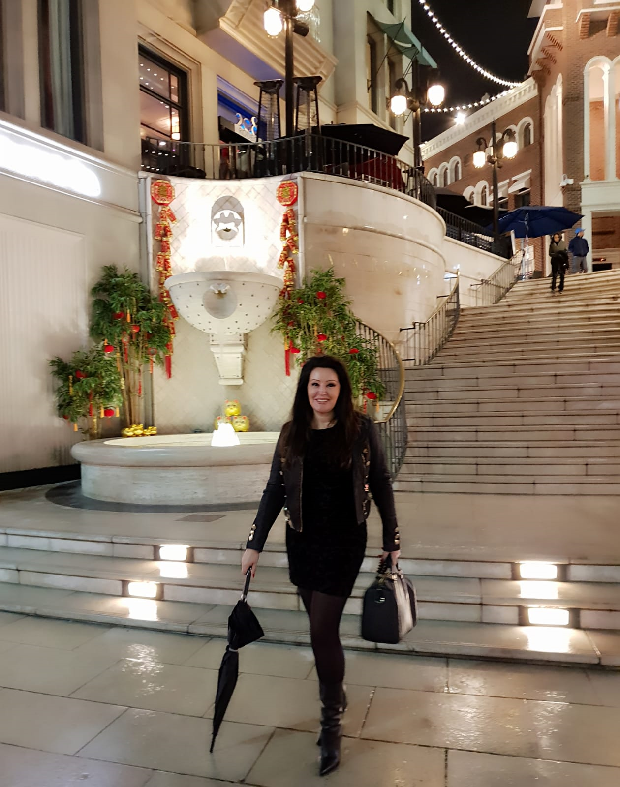 Драгана у хотелу из филма Згодна жена (ФОТО)