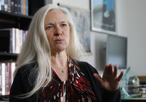 Нобелововац оптужен за сексуално напаствовање