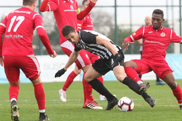 ПАРТИЗАН ПОБЕДОМ ЗАВРШИО ПРИПРЕМЕ: Од генералке више бриге него осмеха