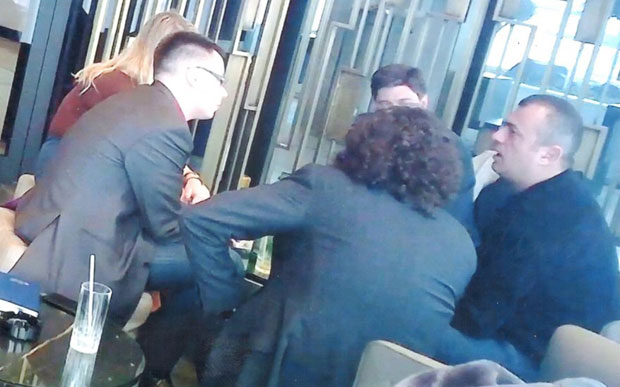 ПОГЛЕДАЈТЕ: Амерички прсти у протестима? (ВИДЕО)