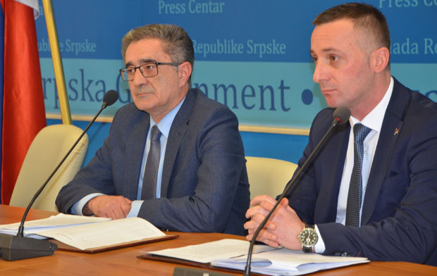 Грајф истражује Сребреницу