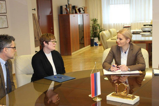 ОБРАЗОВАЊЕ У СРПСКОЈ: Потребна модернизација наставног процеса