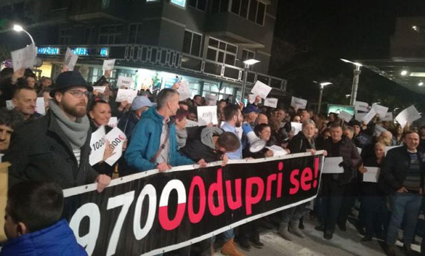 ПОРТАЛ ИН4С.НЕТ О НАВОДНИМ ТАЈНИМ ПЛАНОВИМА АГЕНЦИЈЕ ЗА НАЦИОНАЛНУ БЕЗБЕДНОСТ: Власт у Црној Гори планира насилно разбијање протеста?