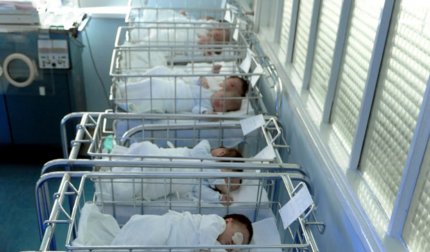 За рођење бебе и до 165.000 динара