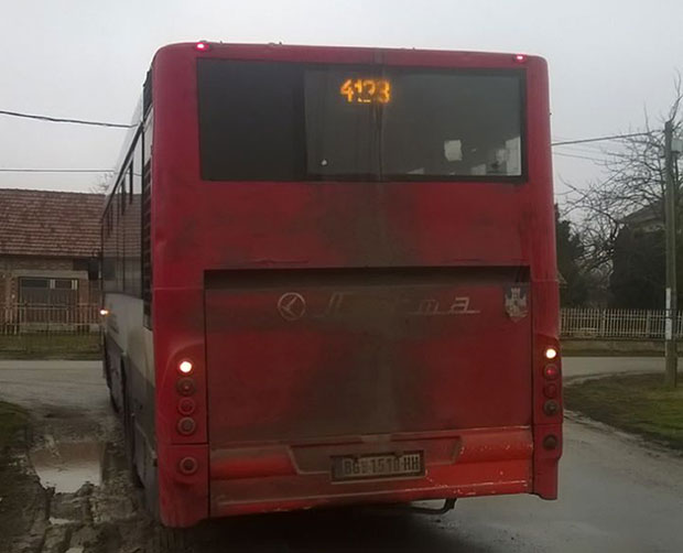 Проблем младеновачких ђака: Остали без превоза до школе