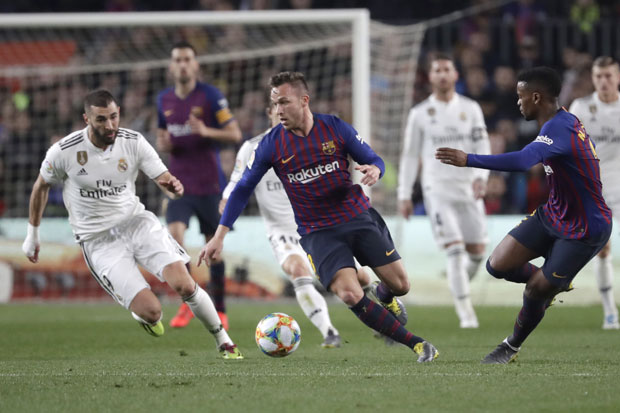 Барселона без Артура месец дана