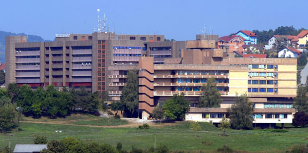 Још двоје преминуло од грипа у РС, смањује се број новооболелих