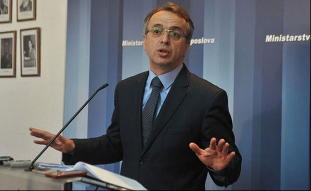 ЦГ: Техничка влада или протести?